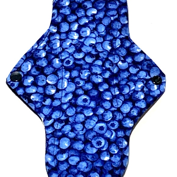 Six Heavy Plus Menstrual Pads in Fruits Ptint, Made in Canada Cloth Pad Set. - Picture 6 of 8